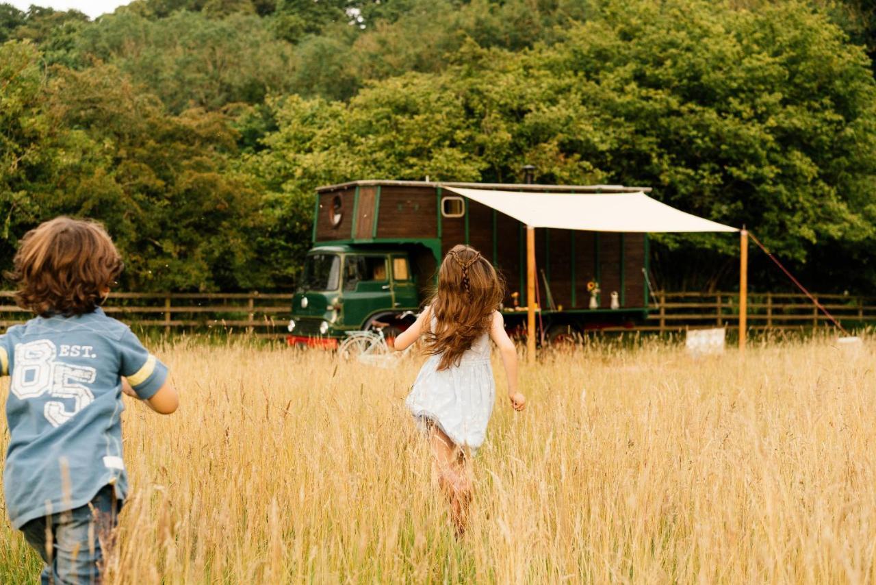 ホテル Abbeyfield Horsebox Glamping モーペス エクステリア 写真